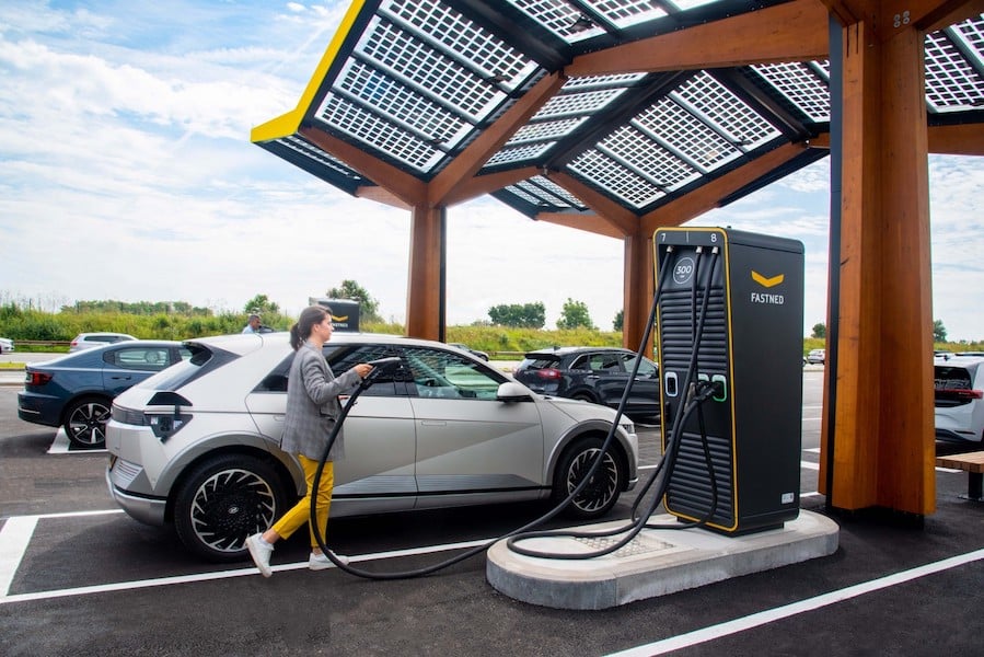 DC fast chargers (source: fastnedcharging.com)